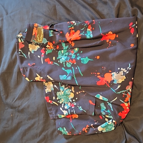 Scrub top 2xl - Picture 2 of 2